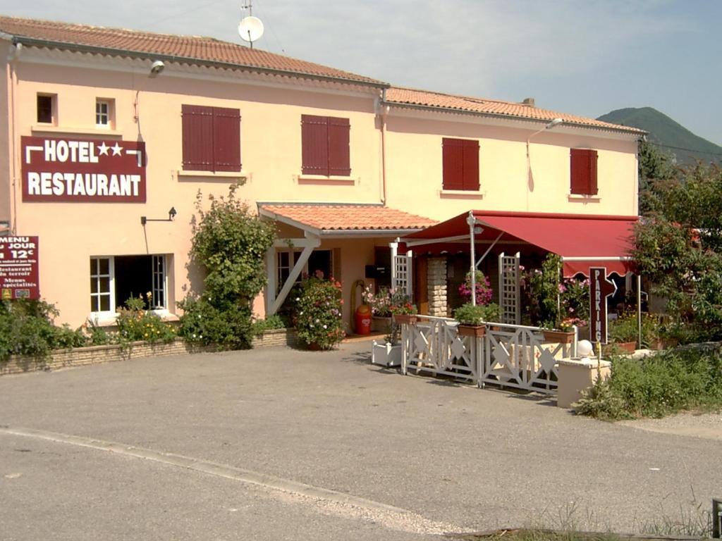 Hotel Logis Le Relais Du Serre Dieulefit