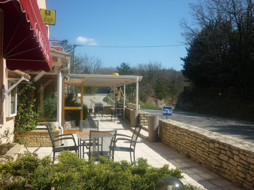 Logis Le Relais Du Serre 2*