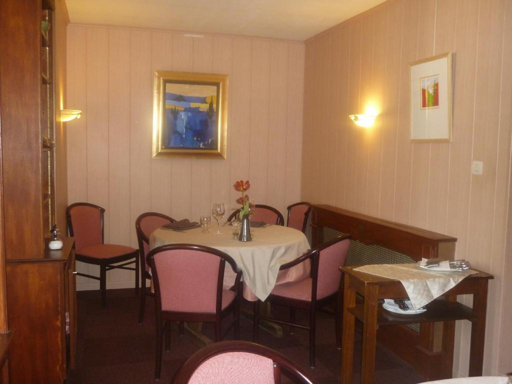 Logis Le Relais Du Serre Hotel Dieulefit